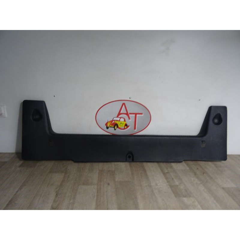 Garniture hayon CADILLAC SEVILLE 1 d’occasion