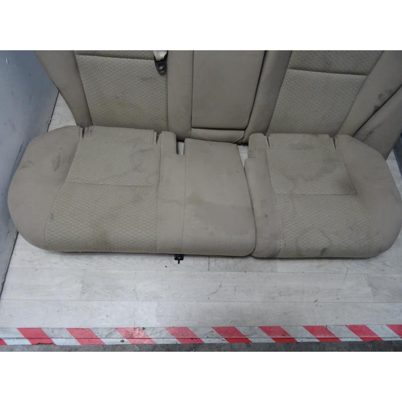 Banquette arriere TOYOTA AVENSIS 2 PHASE 1 BREAK d’occasion