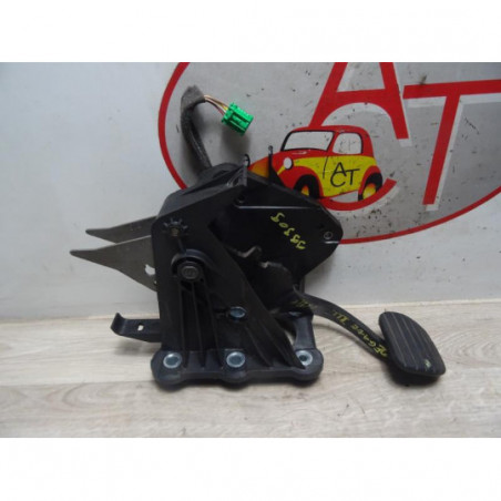 Pedalier de frein RENAULT LAGUNA 3 PHASE 2 d’occasion