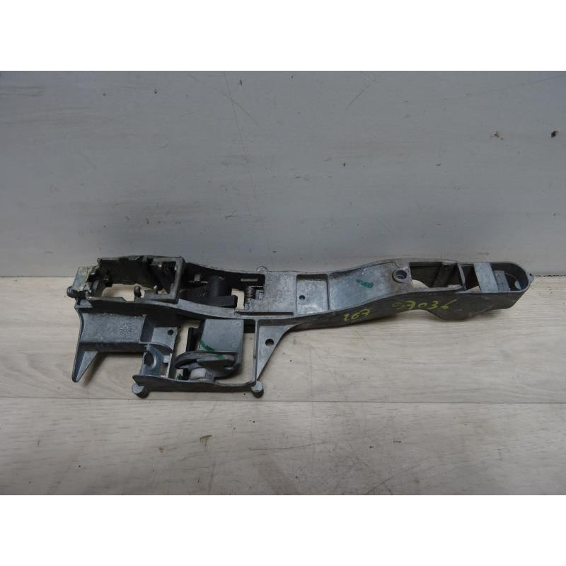Support poignee porte avant gauche PEUGEOT 207 PHASE 1 d’occasion