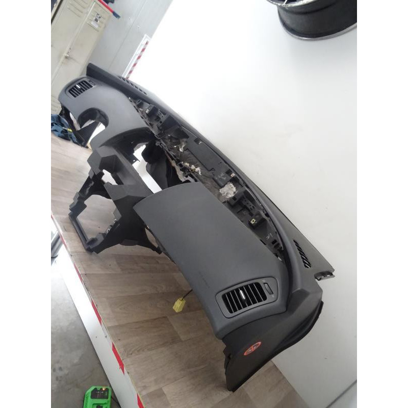 Tableau de bord NISSAN PRIMERA 4 d’occasion