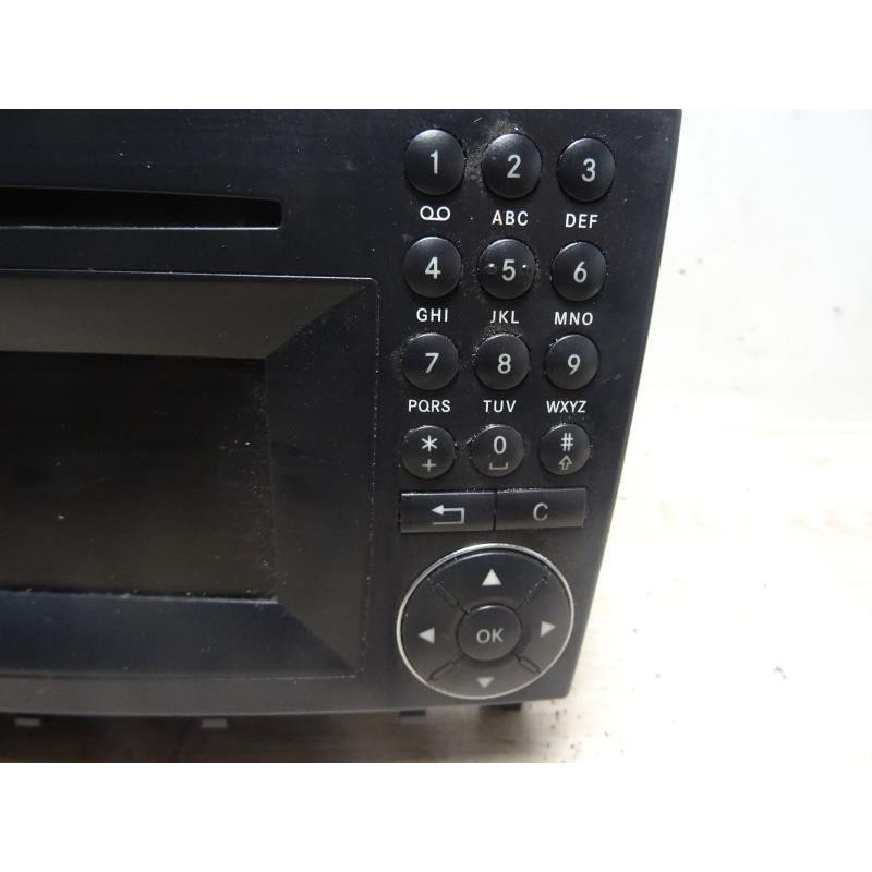 Autoradio d'origine MERCEDES CLASSE CLC 203 COUPE d’occasion