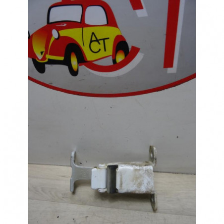 Charniere de porte arriere droit RENAULT KANGOO 2 PHASE 2 d’occasion