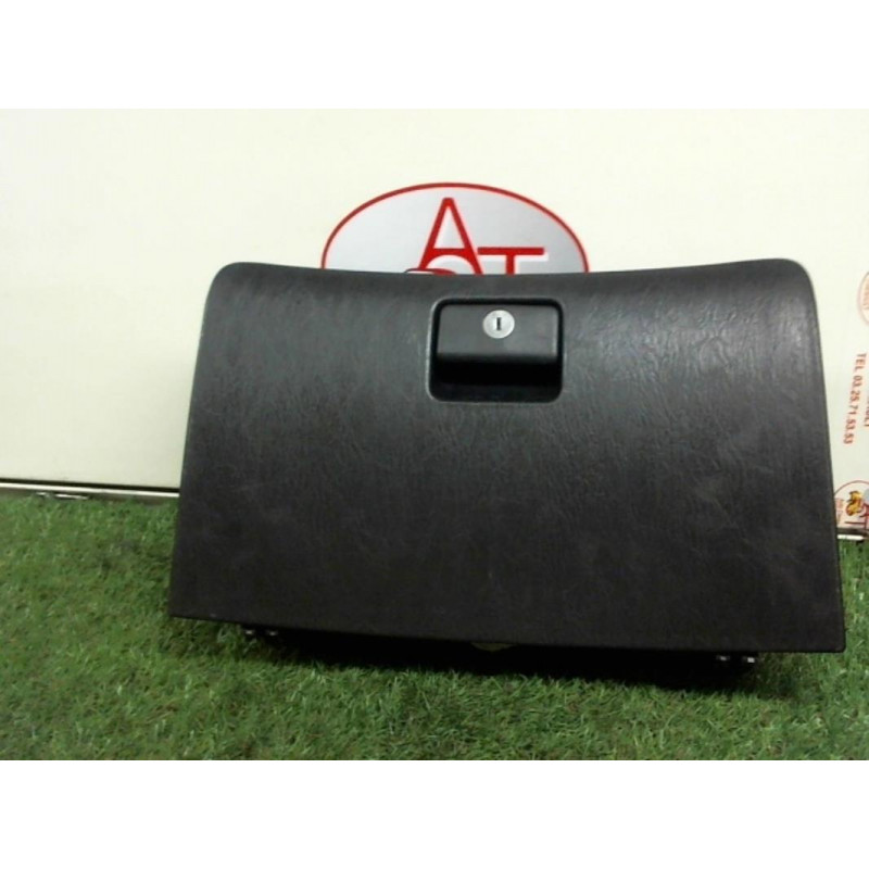 Boite a gants TOYOTA COROLLA IX d’occasion