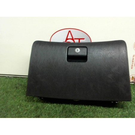Boite a gants TOYOTA COROLLA IX d’occasion