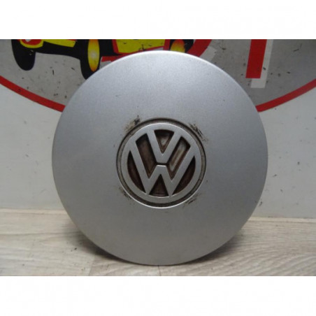Enjoliveur VOLKSWAGEN POLO 3 PHASE 1 d’occasion