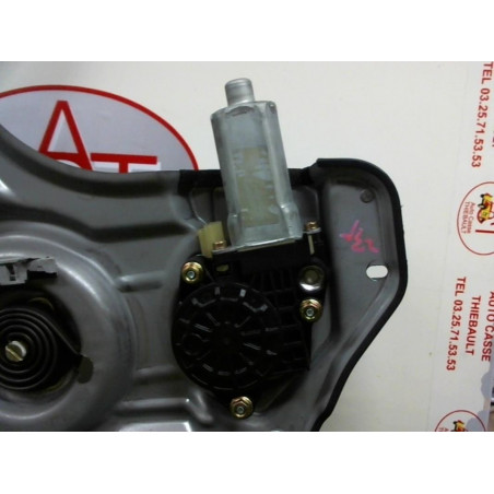 Leve vitre electrique avant gauche HYUNDAI TRAJET PHASE 2 d’occasion