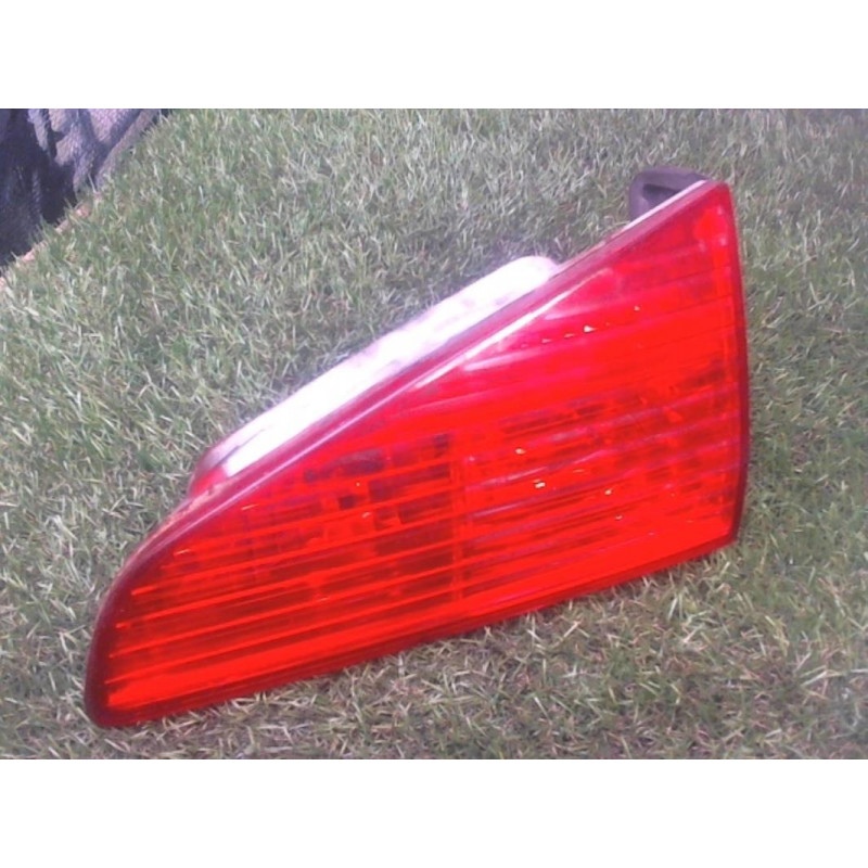 Feu arriere secondaire droit (feux) PEUGEOT 607 PHASE 1 d’occasion
