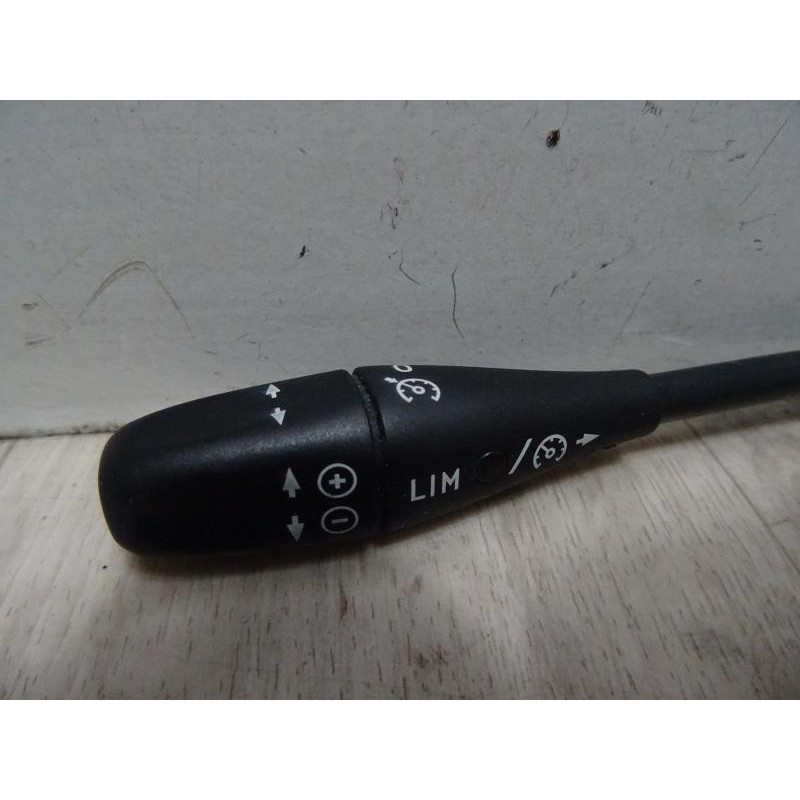 Commande regulateur vitesse MERCEDES CLASSE CLC 203 COUPE d’occasion