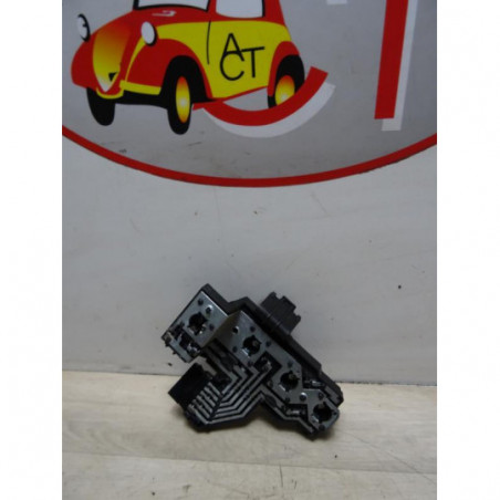 Platine feu arriere gauche AUDI A4 1 PHASE 1 d’occasion