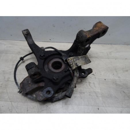 Fusee avant gauche OPEL ZAFIRA A PHASE 1 d’occasion