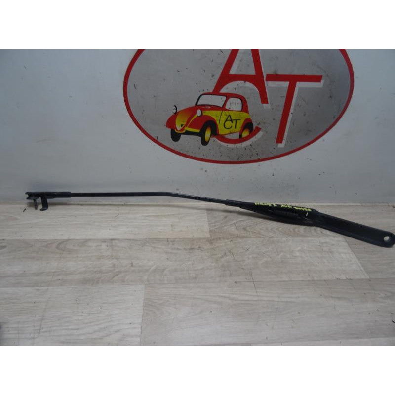 Bras essuie glace avant droit FORD FOCUS 2 PHASE 1 d’occasion