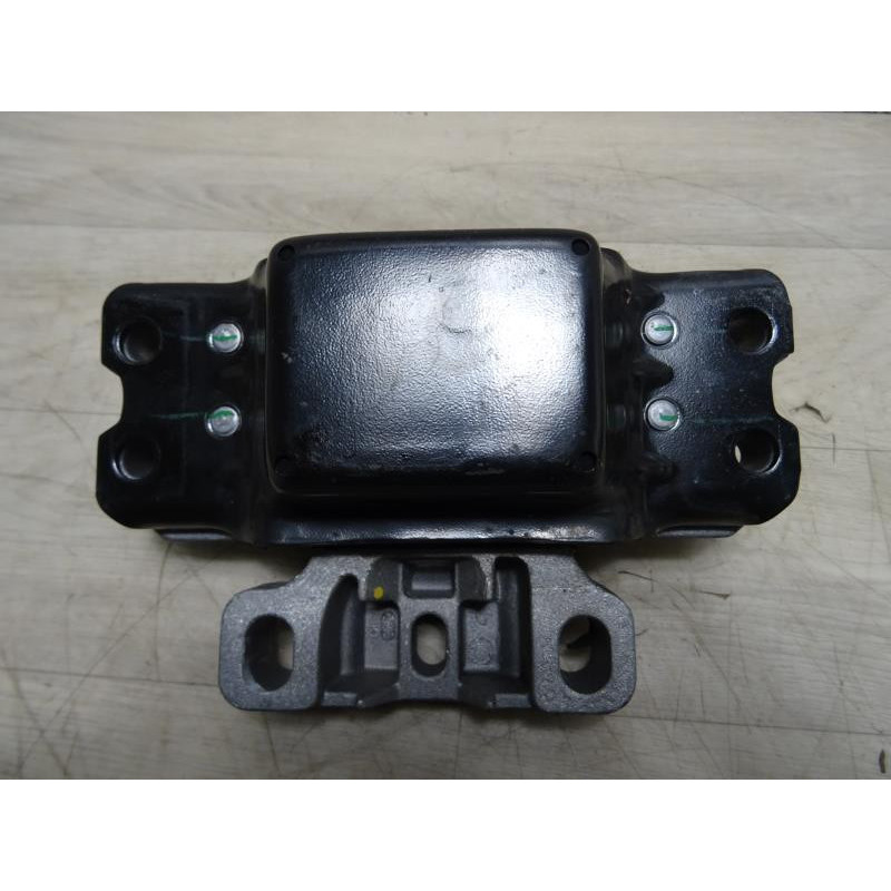 Support moteur gauche VOLKSWAGEN GOLF 5 BREAK d’occasion