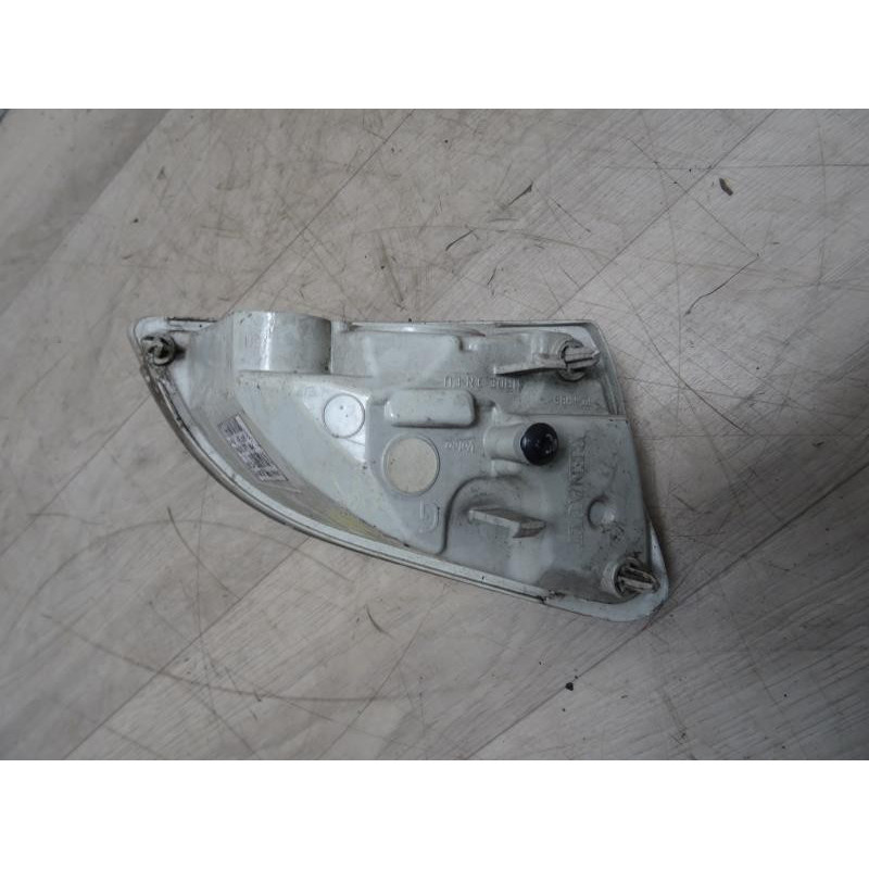 Optique avant secondaire gauche (feux)(clignotant) RENAULT TWINGO 2 PHASE 2 d’occasion