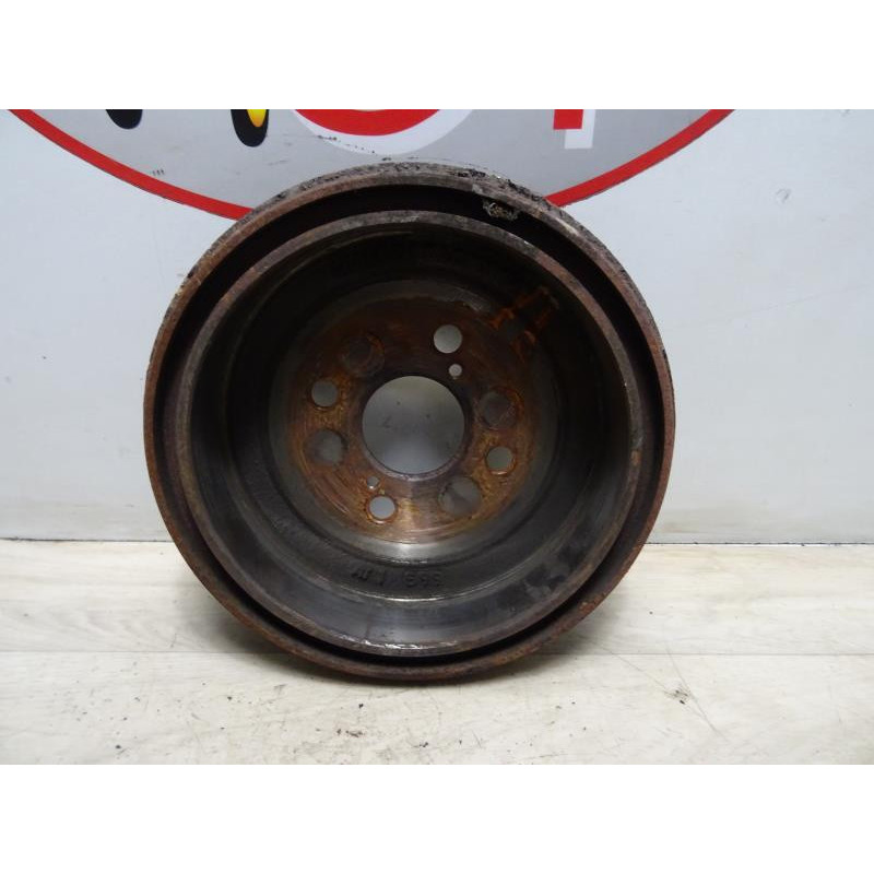 Tambour arriere droit TOYOTA YARIS 2 PHASE 1 d’occasion