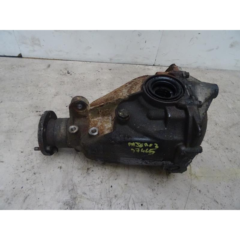 Pont (propulsion) MITSUBISHI PAJERO 3 PHASE 1 d’occasion