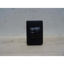 Commande de reglage hauteur de phare TOYOTA YARIS 2 PHASE 1 d’occasion
