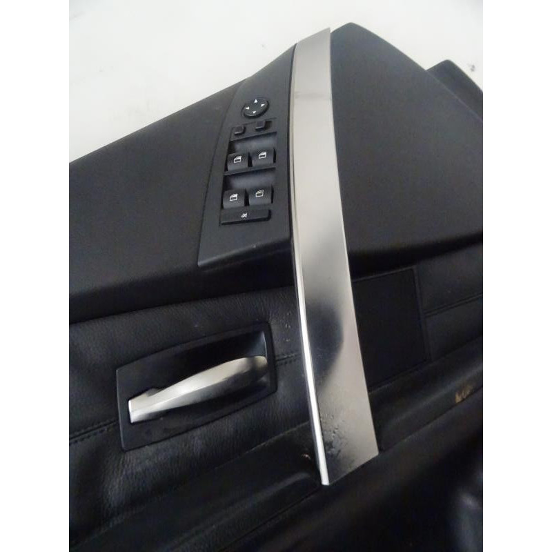 Panneau de porte avant gauche RENAULT MEGANE 1 PHASE 2 d’occasion