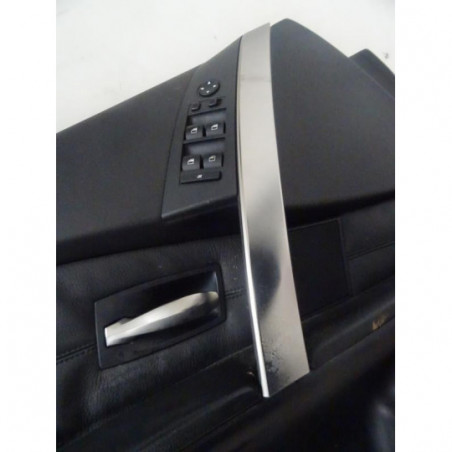 Panneau de porte avant gauche RENAULT MEGANE 1 PHASE 2 d’occasion