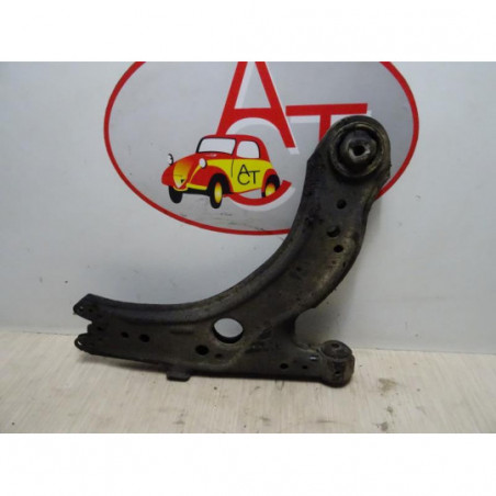 Triangle avant droit VOLKSWAGEN NEW BEETLE 1 PHASE 1 d’occasion