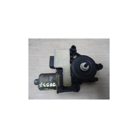Moteur leve vitre arriere gauche VOLKSWAGEN GOLF 7 PHASE 1 d’occasion