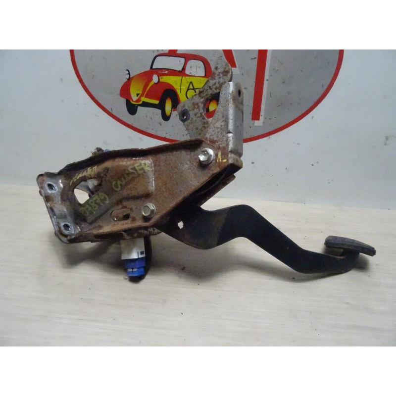 Pedalier de frein TOYOTA LAND CRUISER 4 J120 d’occasion