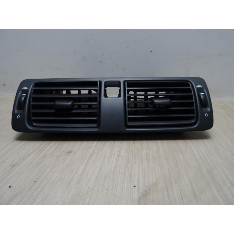 Aerateur tableau de bord VOLVO S 40 2 PHASE 1 d’occasion