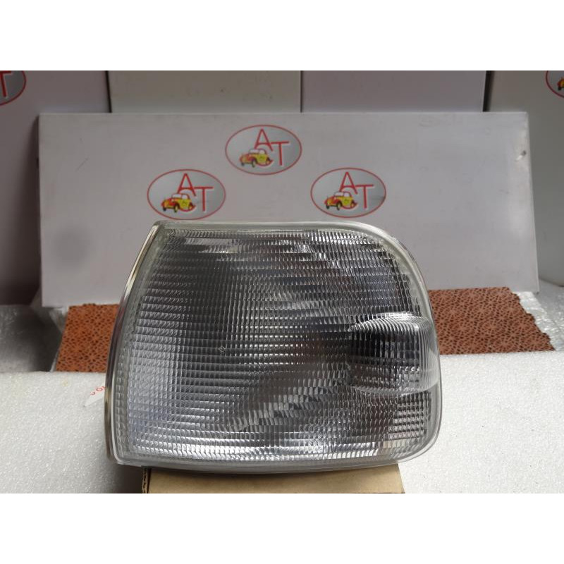 Optique avant secondaire gauche (feux)(clignotant) VOLKSWAGEN  d’occasion