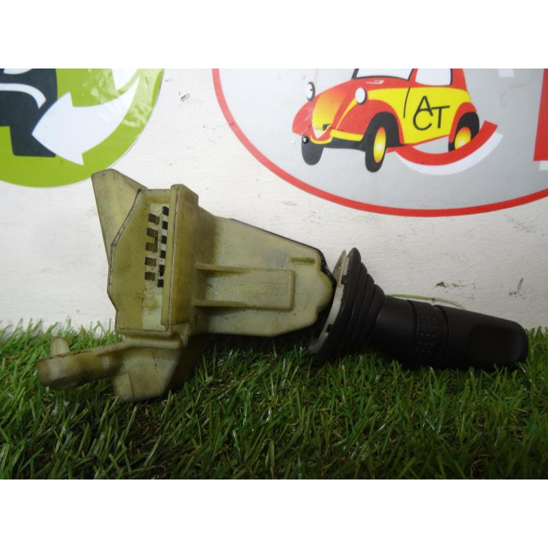 Commodo d'essuie glaces FORD MONDEO I PHASE 1 d’occasion