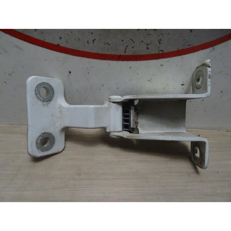 Charniere de porte de coffre gauche RENAULT KANGOO 2 PHASE 1 d’occasion