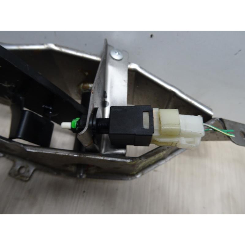 Pedalier de frein SUZUKI WAGON-R PHASE 2 d’occasion