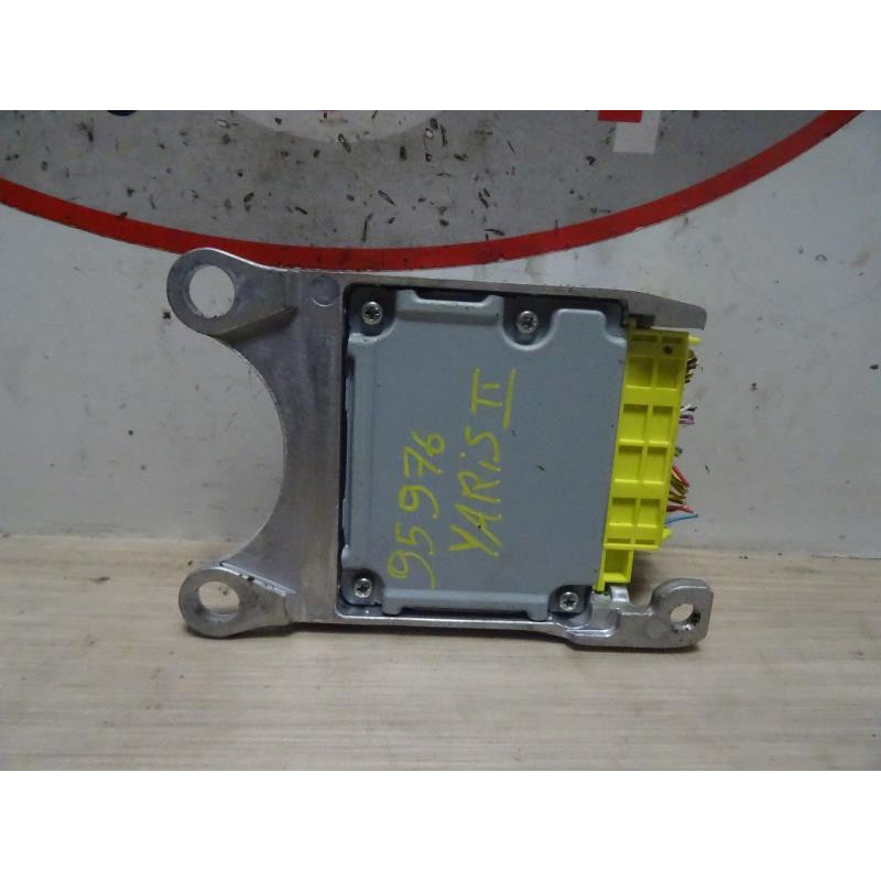 Boitier air bag TOYOTA YARIS 2 PHASE 1 d’occasion