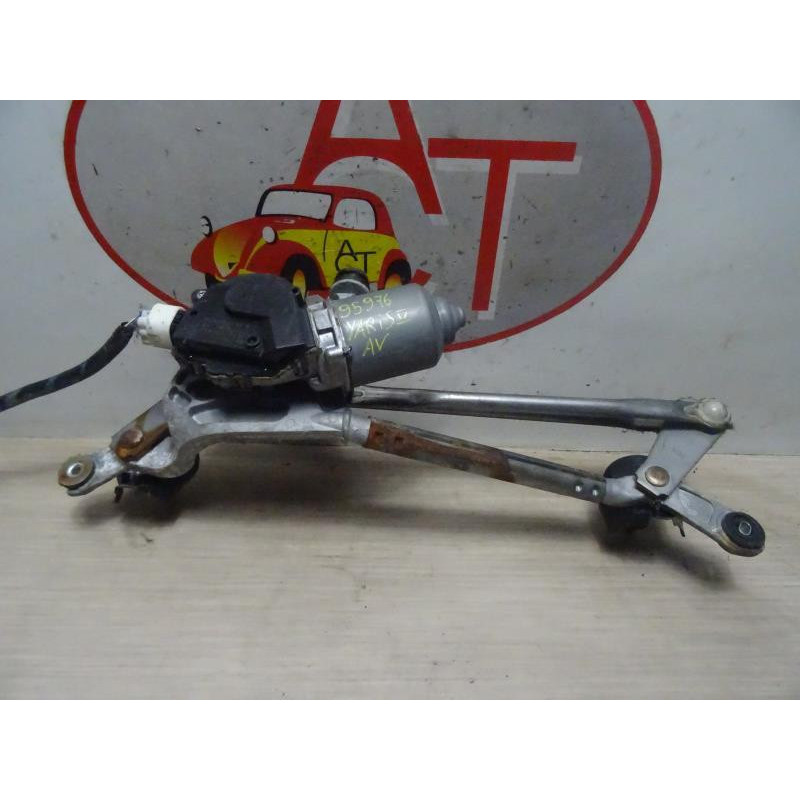Moteur essuie glace avant TOYOTA YARIS 2 PHASE 1 d’occasion