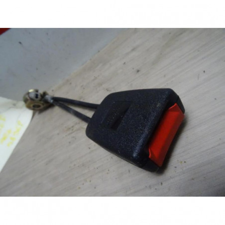 Attache ceinture arriere gauche VOLKSWAGEN NEW BEETLE 1 PHASE 1 d’occasion