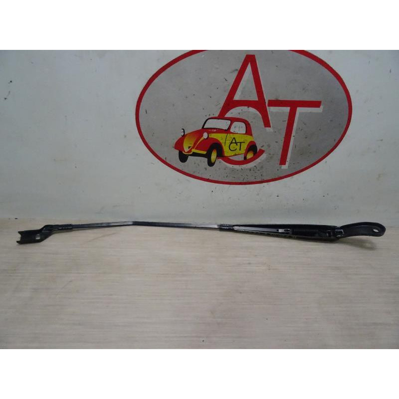 Bras essuie glace avant droit RENAULT TWINGO 2 PHASE 2 d’occasion