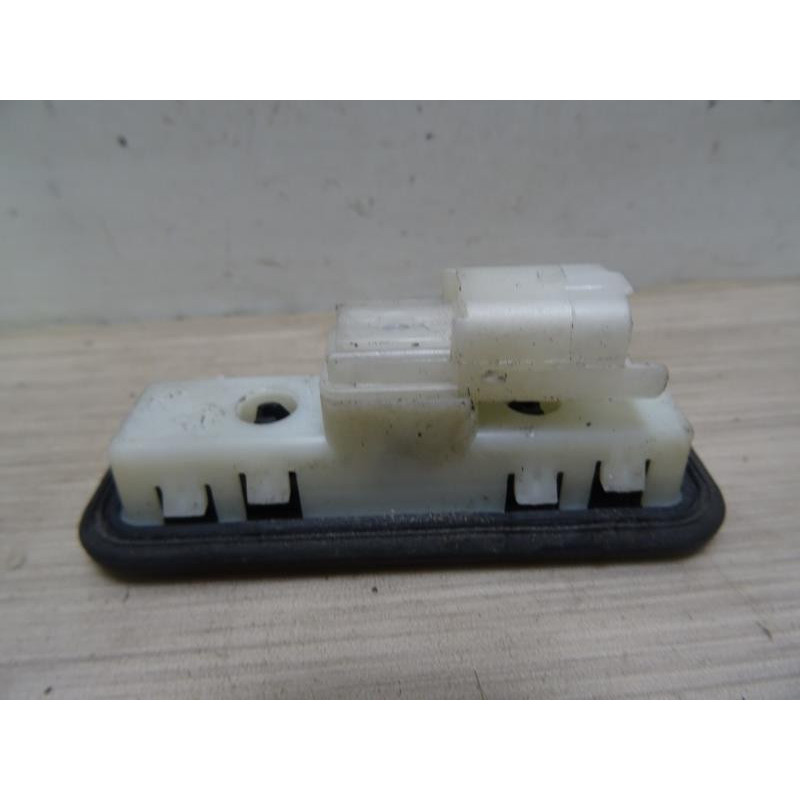 Bouton de coffre PEUGEOT  d’occasion