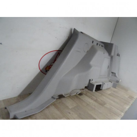 Garniture laterale arriere droite DODGE  d’occasion