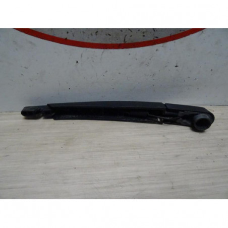 Bras essuie glace arriere RENAULT CLIO 3 PHASE 1 BREAK d’occasion