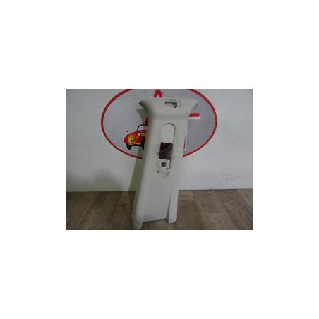 Garniture laterale Centrale droite DODGE  d’occasion
