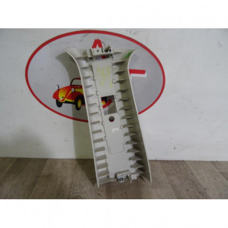Garniture laterale Centrale droite DODGE  d’occasion