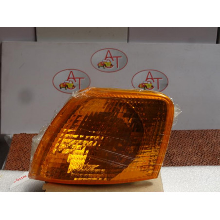 Optique avant secondaire gauche (feux)(clignotant) VOLKSWAGEN  d’occasion