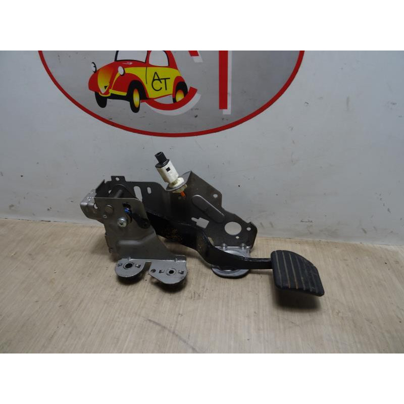 Pedalier de frein RENAULT MEGANE 3 PHASE 2 d’occasion