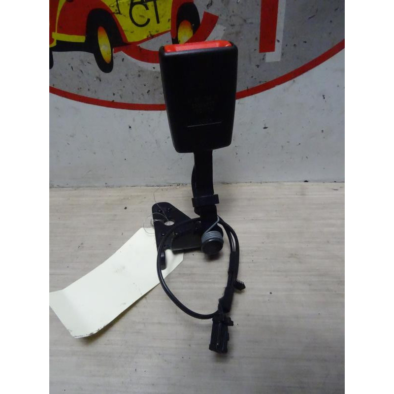 Attache ceinture arriere droit CITROEN C5 2 d’occasion