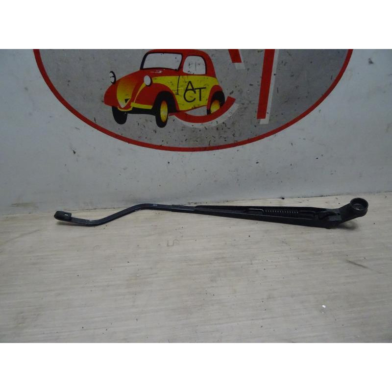 Bras essuie glace avant droit SUZUKI SWIFT 3 d’occasion