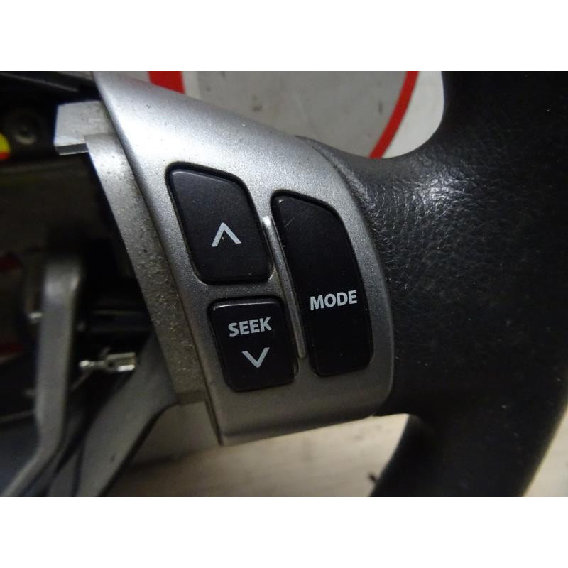 Volant SUZUKI SWIFT 3 d’occasion