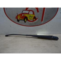 Bras essuie glace avant droit DACIA SANDERO 1 d’occasion