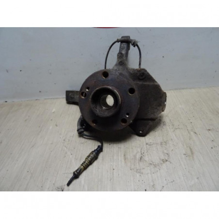 Fusee avant gauche RENAULT ESPACE 4 PHASE 1 d’occasion