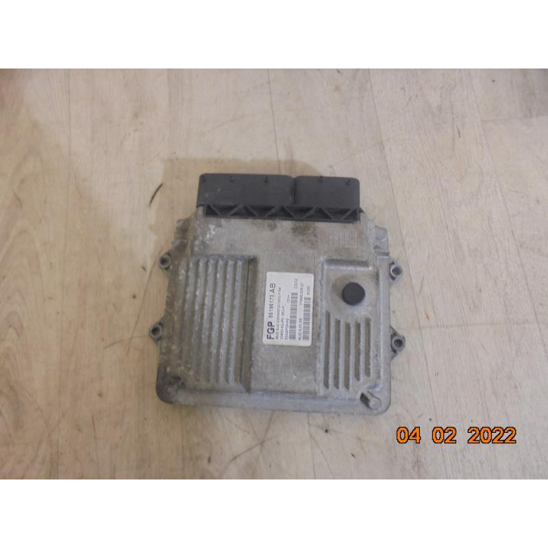 Calculateur SUZUKI SWIFT 3 d’occasion