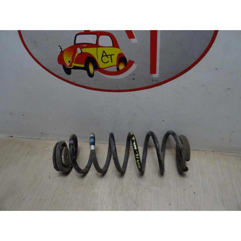 Ressort de suspension arriere gauche PEUGEOT 3008 1 PHASE 1 d’occasion