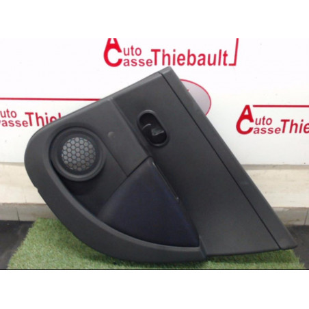 Panneau de porte arriere droit RENAULT CLIO III PHASE 1 d’occasion